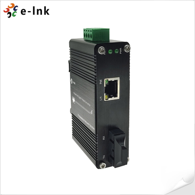 Mini Industrial 100BASE-FX do 10/100BASE-T 30W PoE+ Media Converter