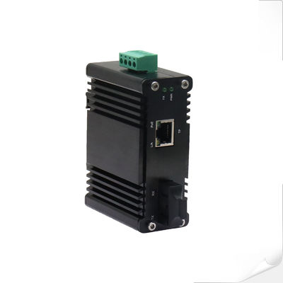 Mini Industrial 100/1000BASE-X do 10/100/1000BASE-T 30W PoE+ Media Converter